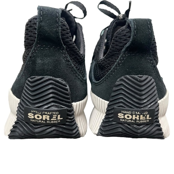 Sorel Out n About lll Plus Waterproof Sneaker Womens Size 9 Black - Picture 3 of 12